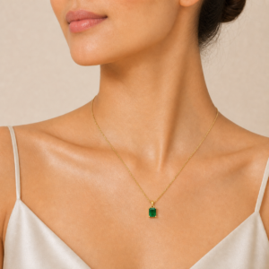 004-worn-emerald-square-pendant-necklace