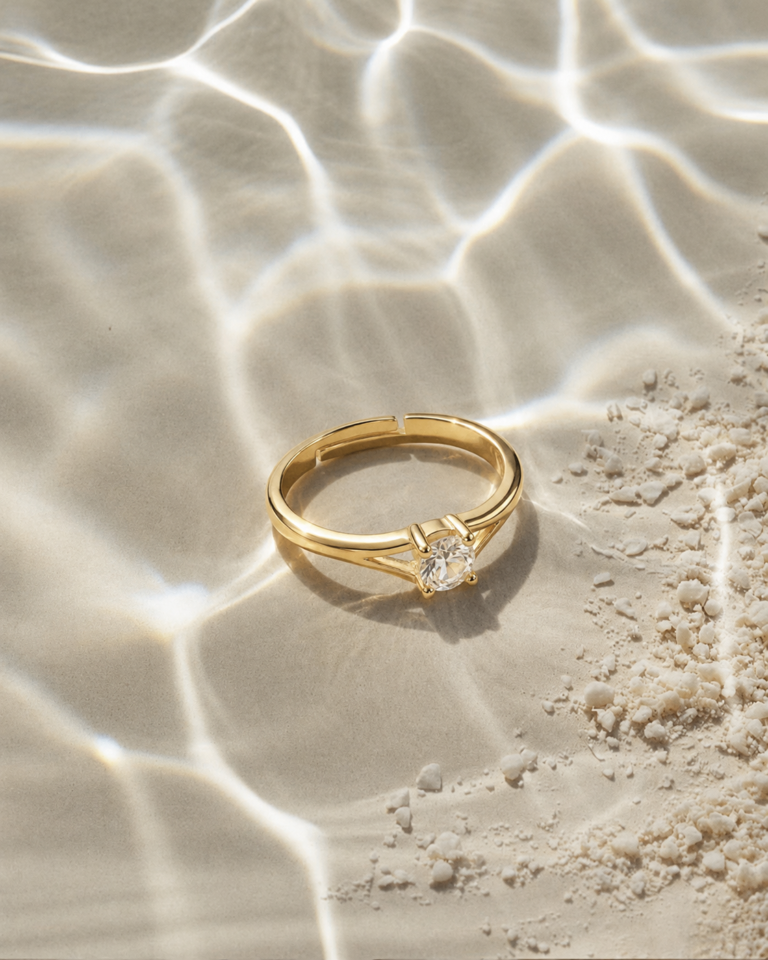 Elara Petite Crown Ring