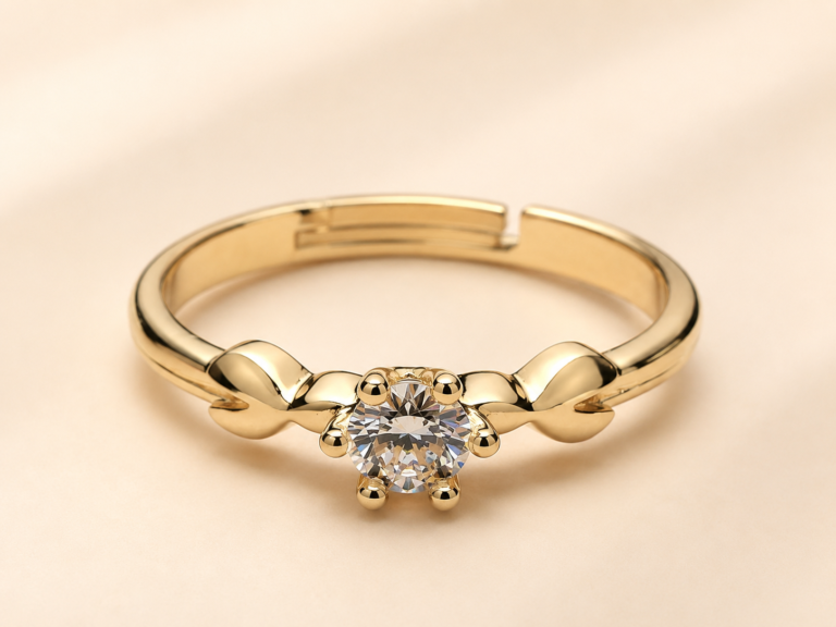 Isla Cluster Gold Zircon Ring
